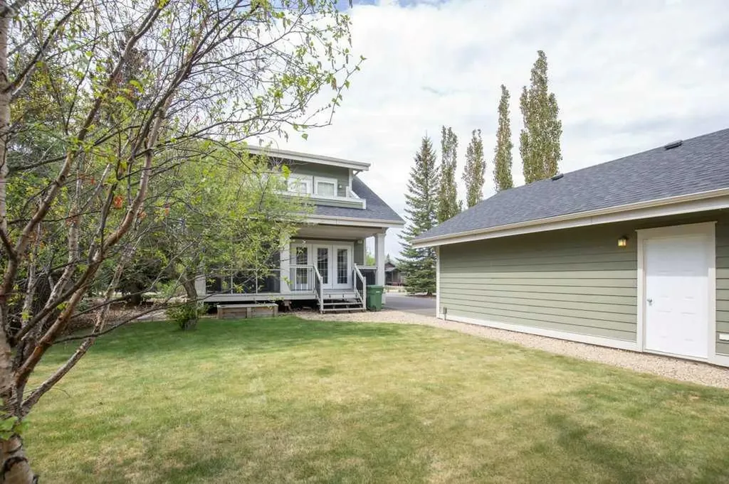 241 Canal Street Rural Ponoka County AB T4L 2N3