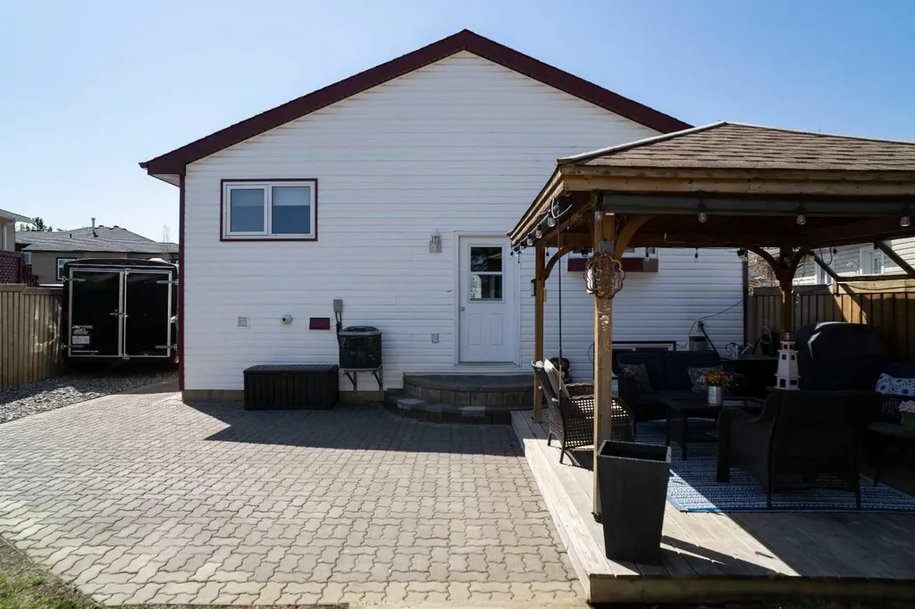 170 Fullerton Drive Fort Mcmurray AB T9K 1P8