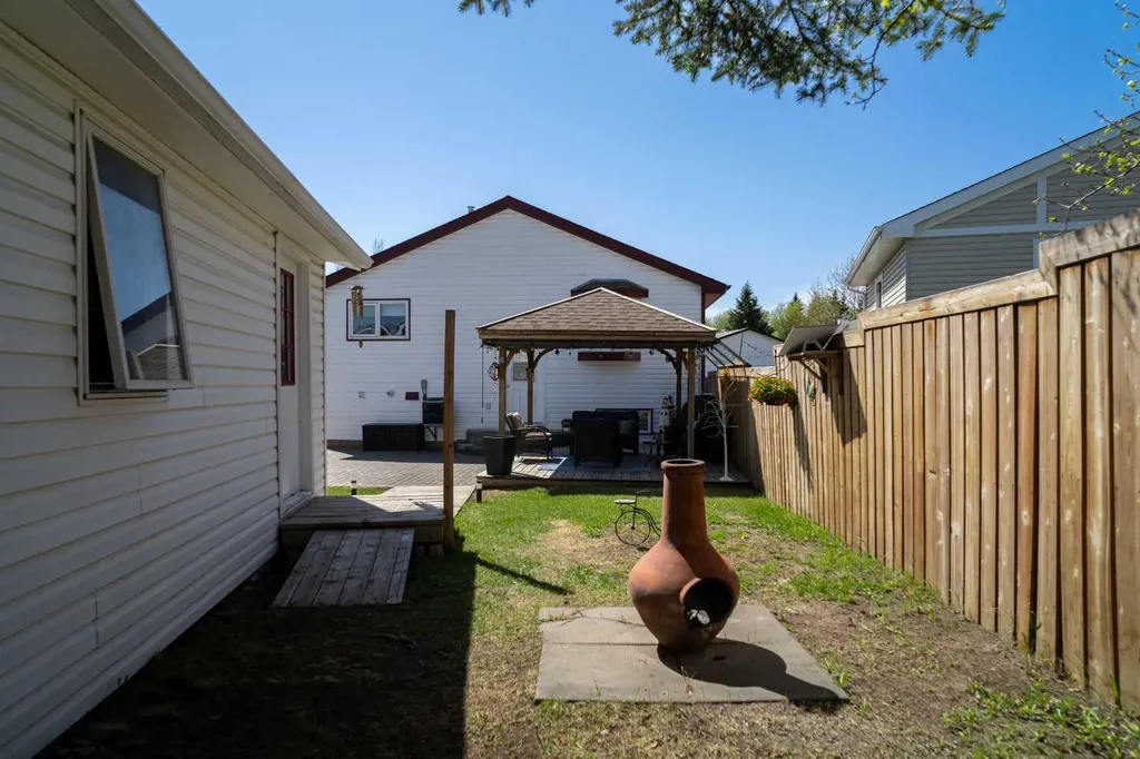 170 Fullerton Drive Fort Mcmurray AB T9K 1P8