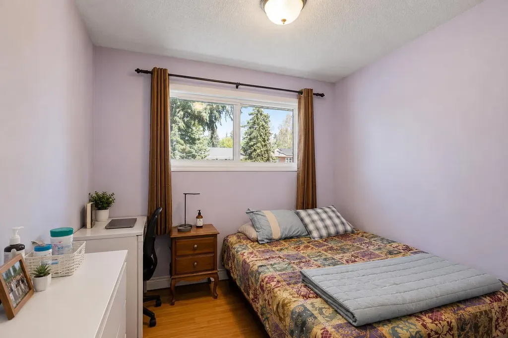 5724 Dalmead Crescent NW Calgary AB T3A1E6