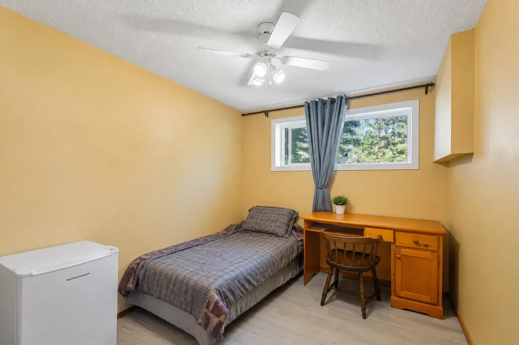 5724 Dalmead Crescent NW Calgary AB T3A1E6