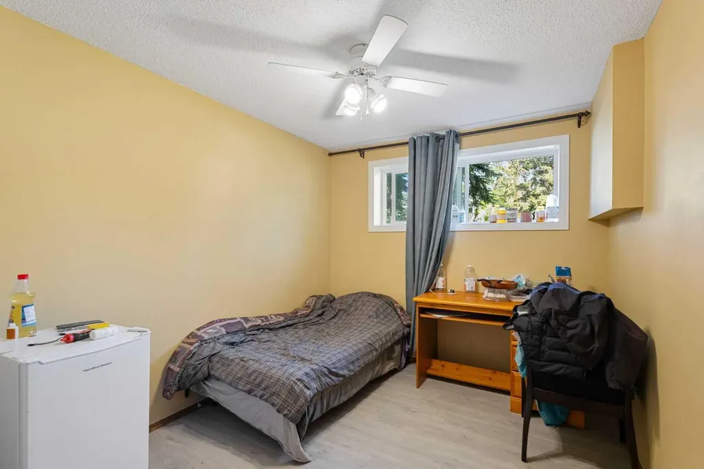 5724 Dalmead Crescent NW Calgary AB T3A1E6