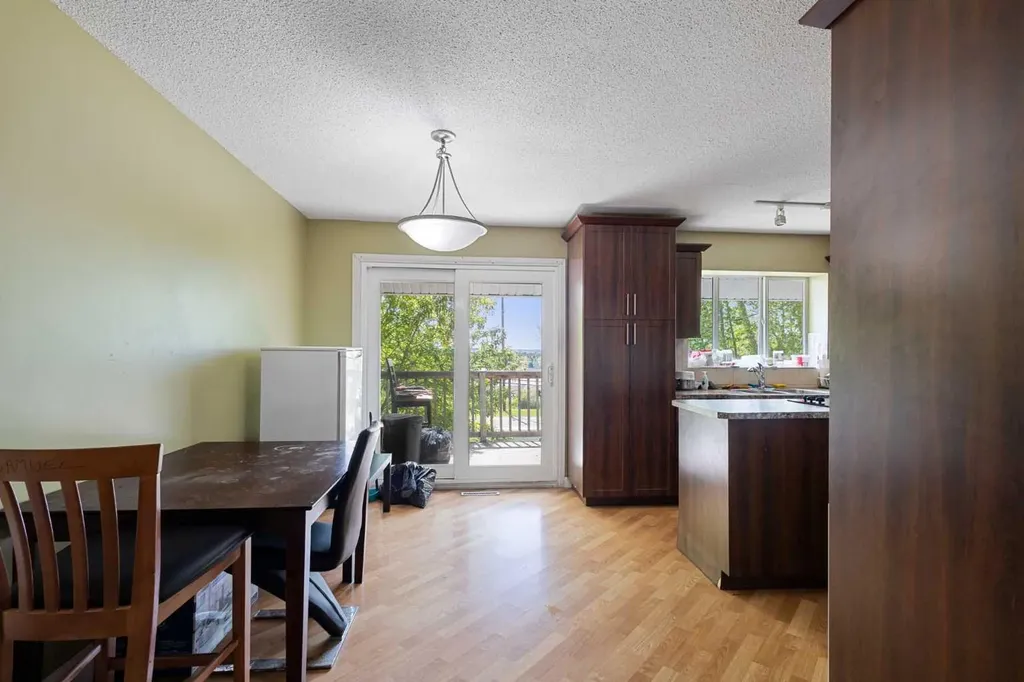 5724 Dalmead Crescent NW Calgary AB T3A1E6