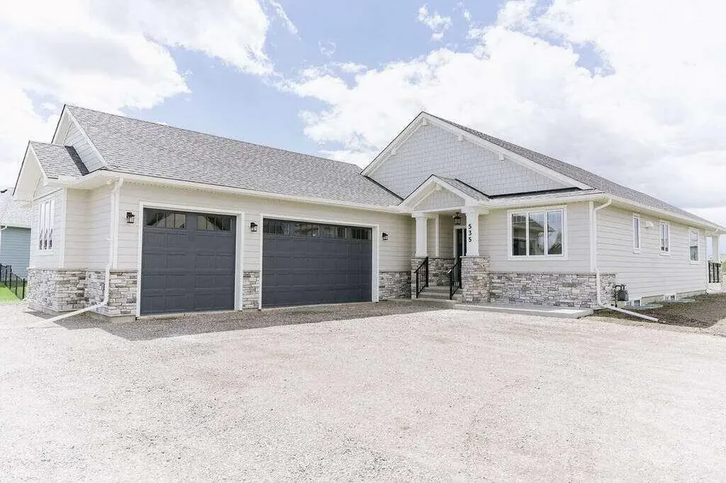 535 Green Haven View Rural Foothills County AB T1S 0R3