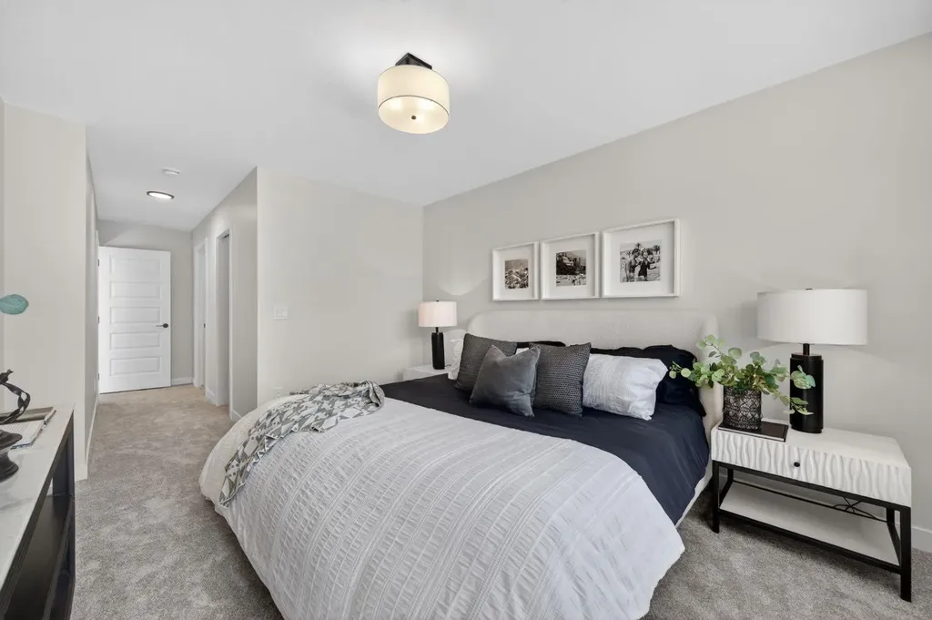 1059 Bayview Crescent Airdrie AB T4B 5N8