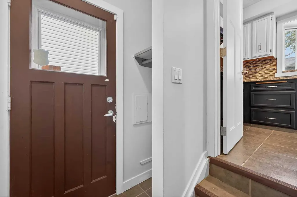 1203 34 Street SE Calgary AB T2A 0Z7