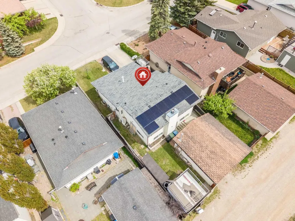 115 Maunsell Close NE Calgary AB T2E 7C1