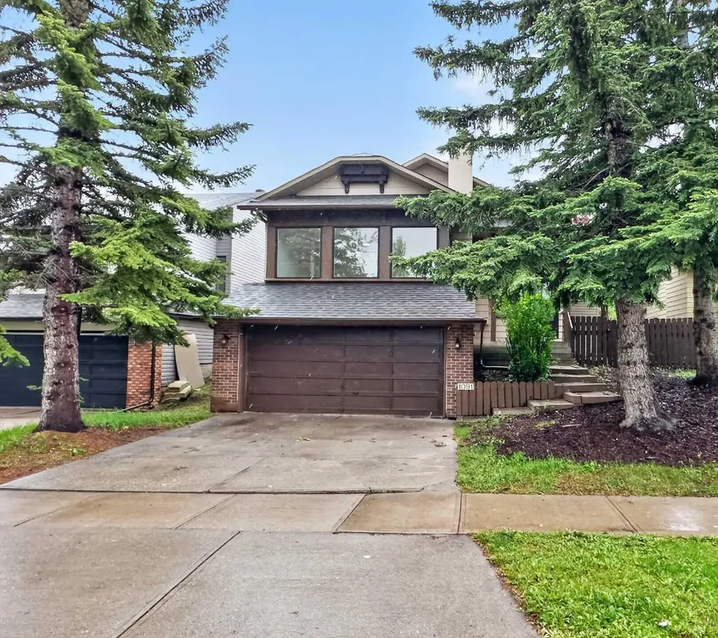 1091 Berkley Drive NW Calgary AB T3K 1S6