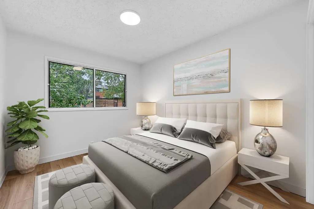 1091 Berkley Drive NW Calgary AB T3K 1S6
