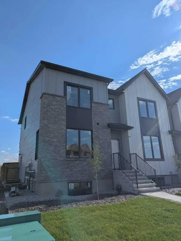 2803 16 Avenue Coaldale AB T1M 0G9