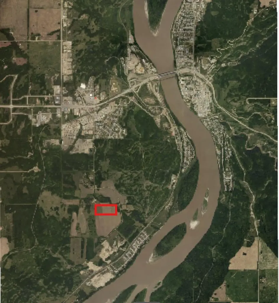 . 84 Street Peace River AB T8S 1W8