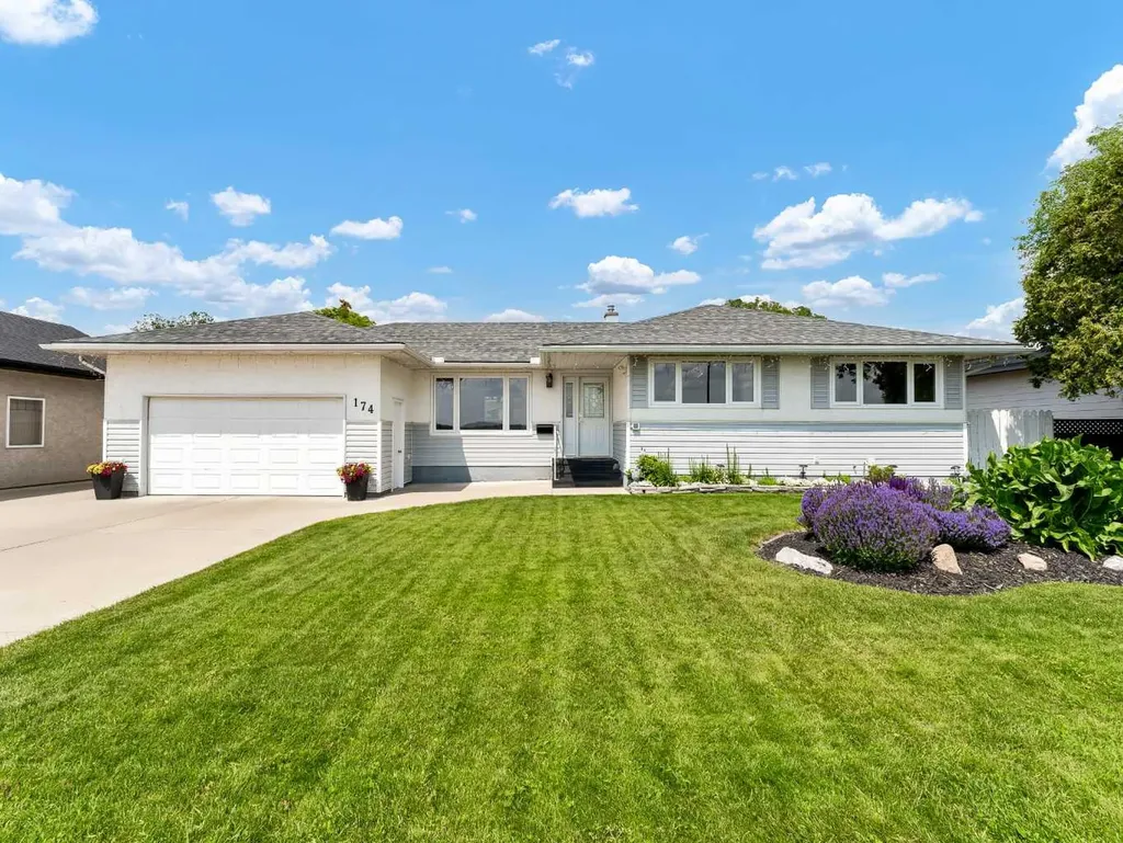 174 Mccutcheon Drive NW Medicine Hat AB T1A 6X5