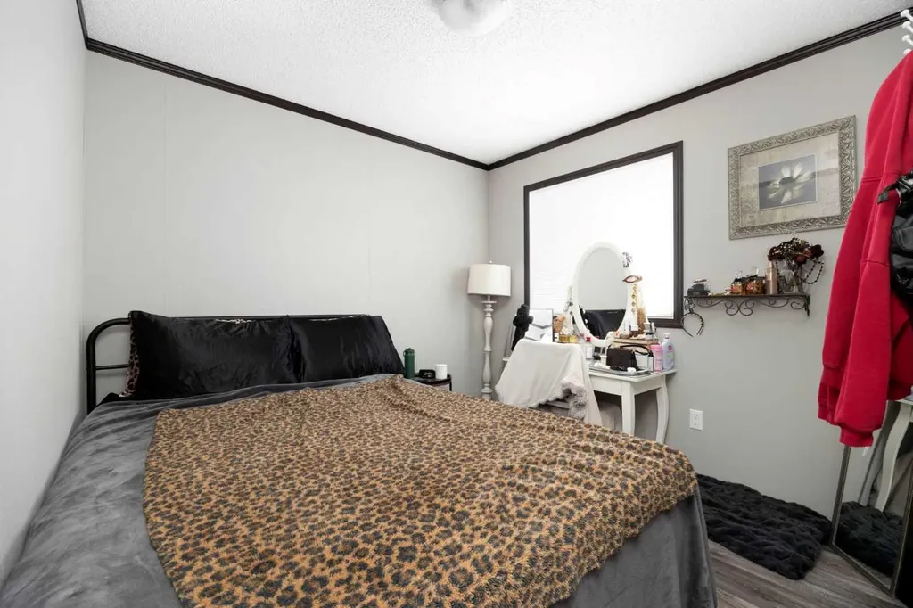 280 Clausen Crescent Fort Mcmurray AB T9K 2H6
