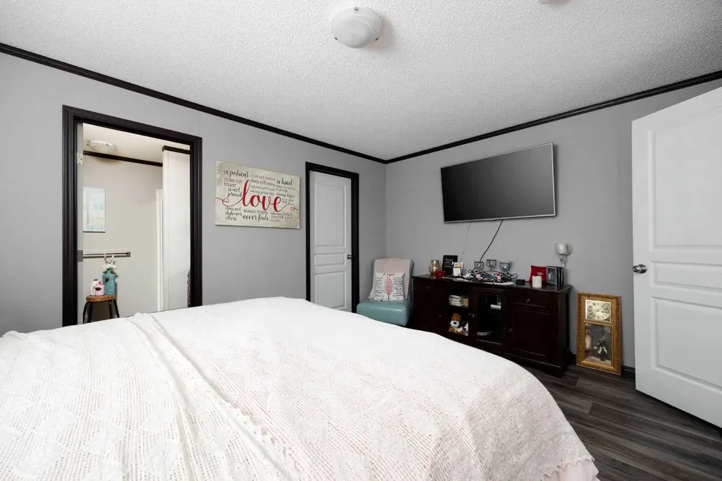 280 Clausen Crescent Fort Mcmurray AB T9K 2H6