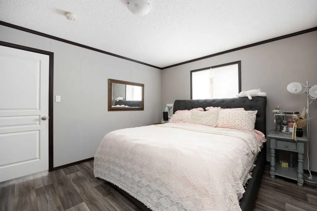 280 Clausen Crescent Fort Mcmurray AB T9K 2H6