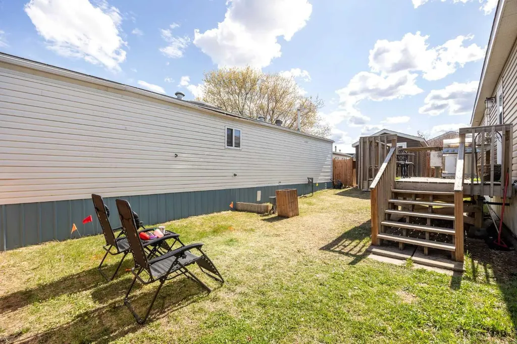 280 Clausen Crescent Fort Mcmurray AB T9K 2H6