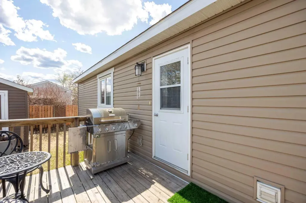 280 Clausen Crescent Fort Mcmurray AB T9K 2H6