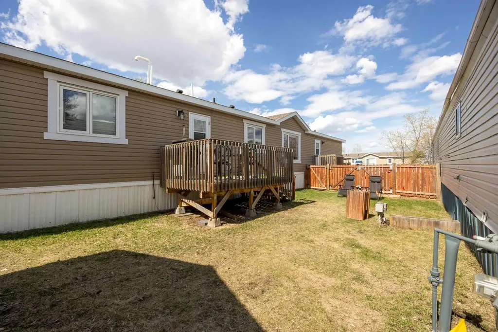 280 Clausen Crescent Fort Mcmurray AB T9K 2H6