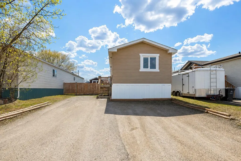 280 Clausen Crescent Fort Mcmurray AB T9K 2H6