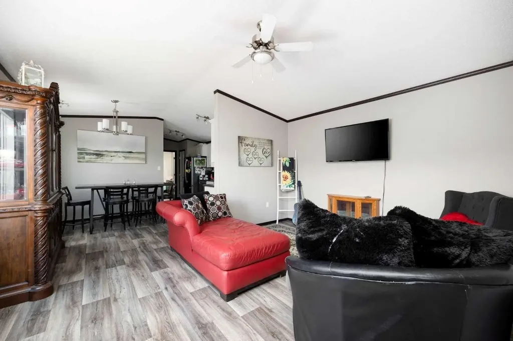 280 Clausen Crescent Fort Mcmurray AB T9K 2H6