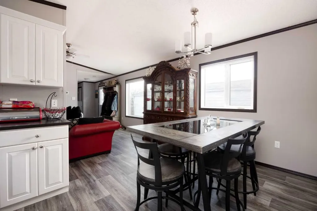 280 Clausen Crescent Fort Mcmurray AB T9K 2H6
