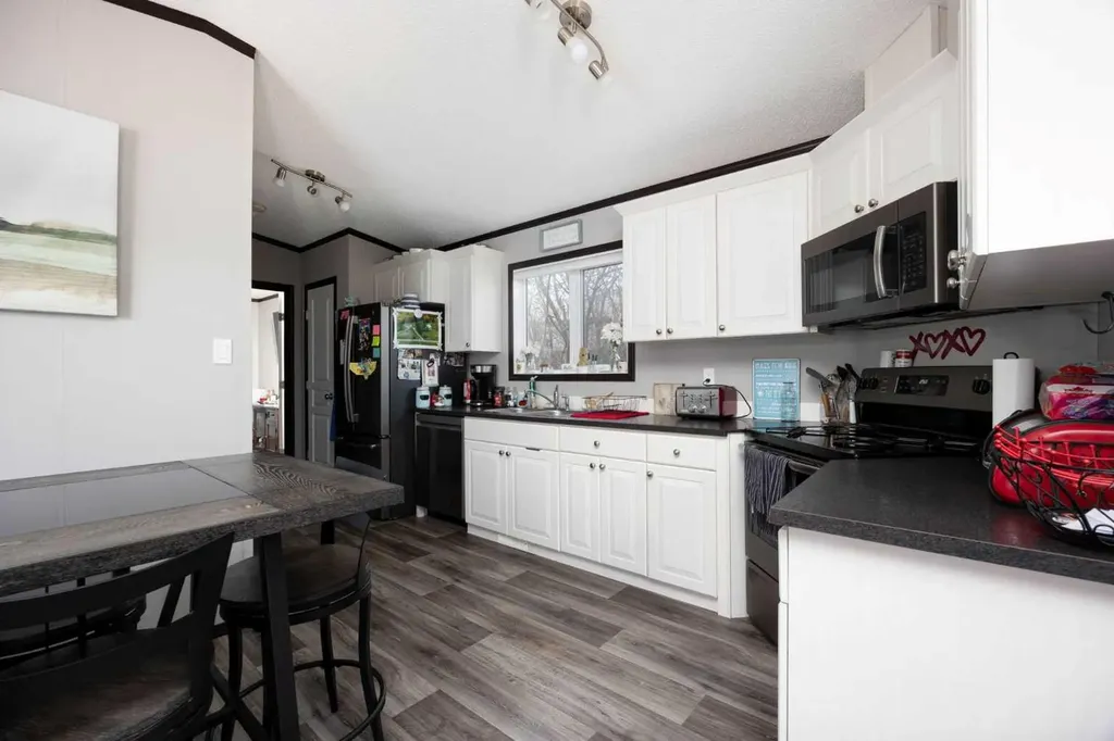 280 Clausen Crescent Fort Mcmurray AB T9K 2H6