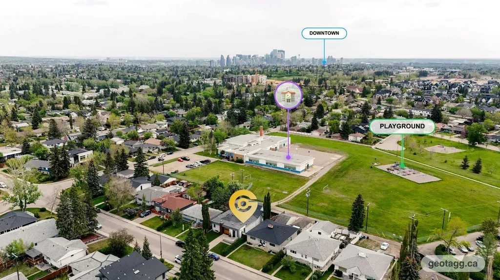 3724 Kerrydale Road SW Calgary AB T3E 4T2
