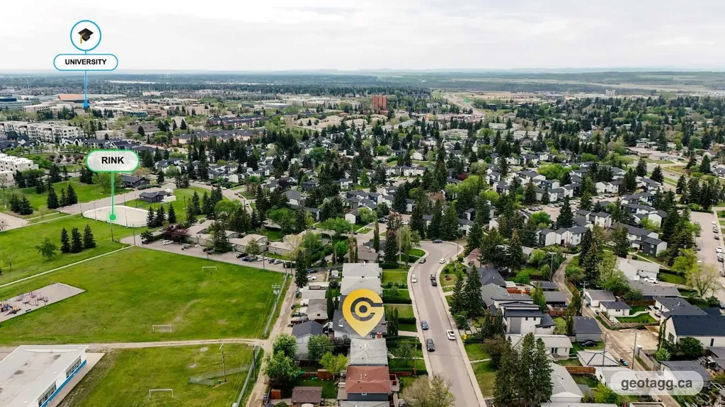 3724 Kerrydale Road SW Calgary AB T3E 4T2