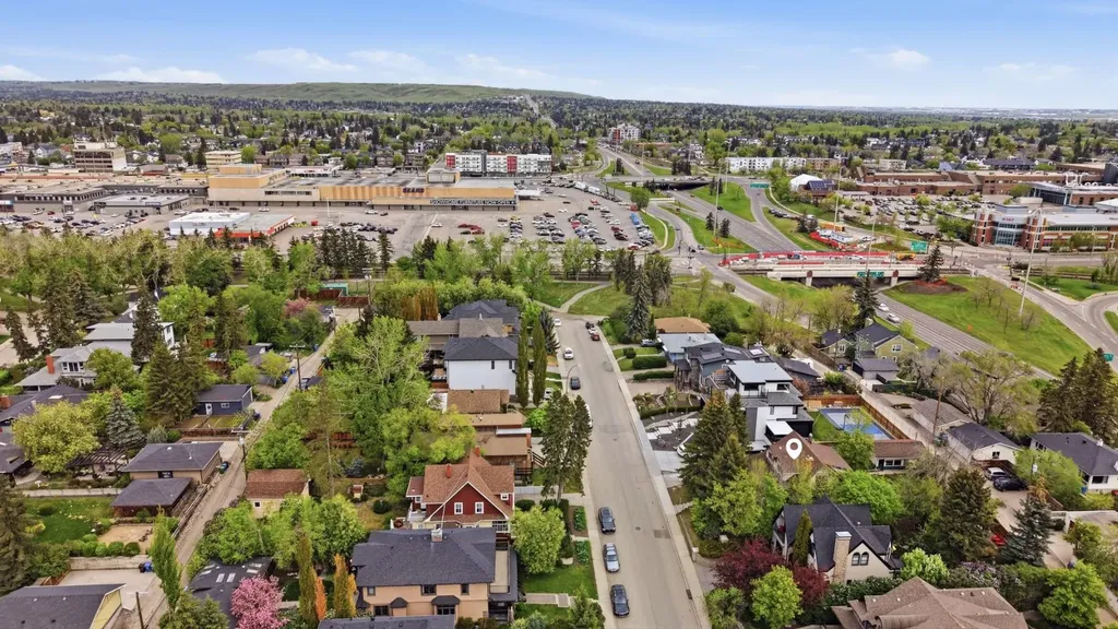 1316 15 Street NW Calgary AB T2N 2B6