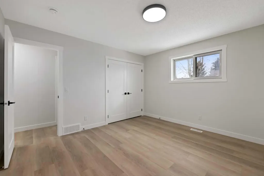 2031 24 Avenue NE Calgary AB t2e8h4