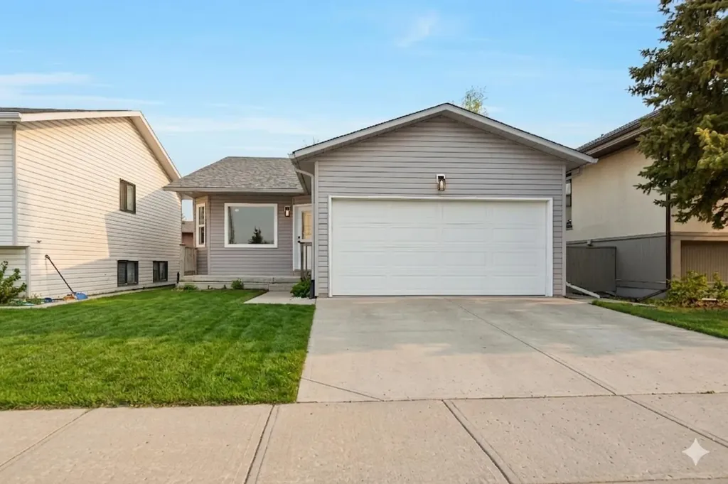 2031 24 Avenue NE Calgary AB t2e8h4