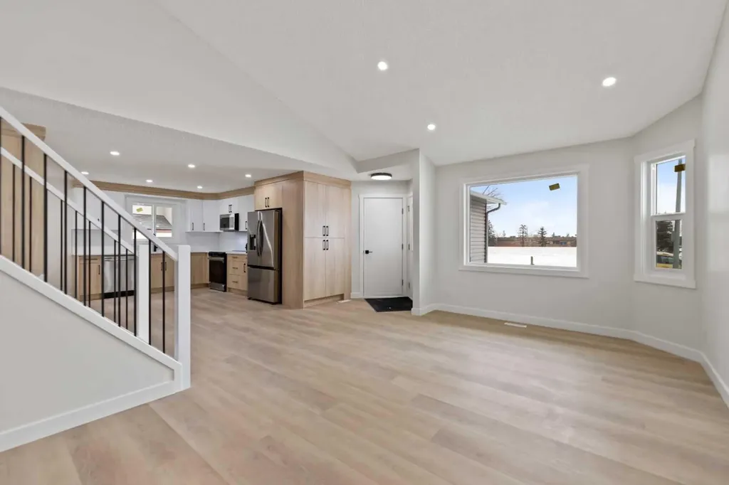 2031 24 Avenue NE Calgary AB t2e8h4