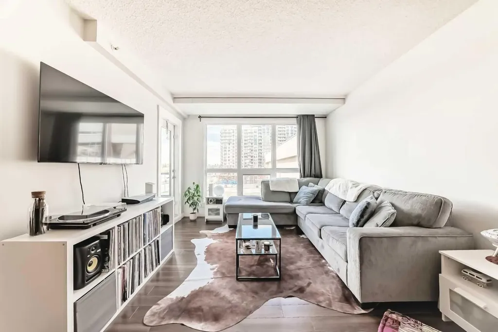 8880 Horton Road SW Calgary AB T2V2W3