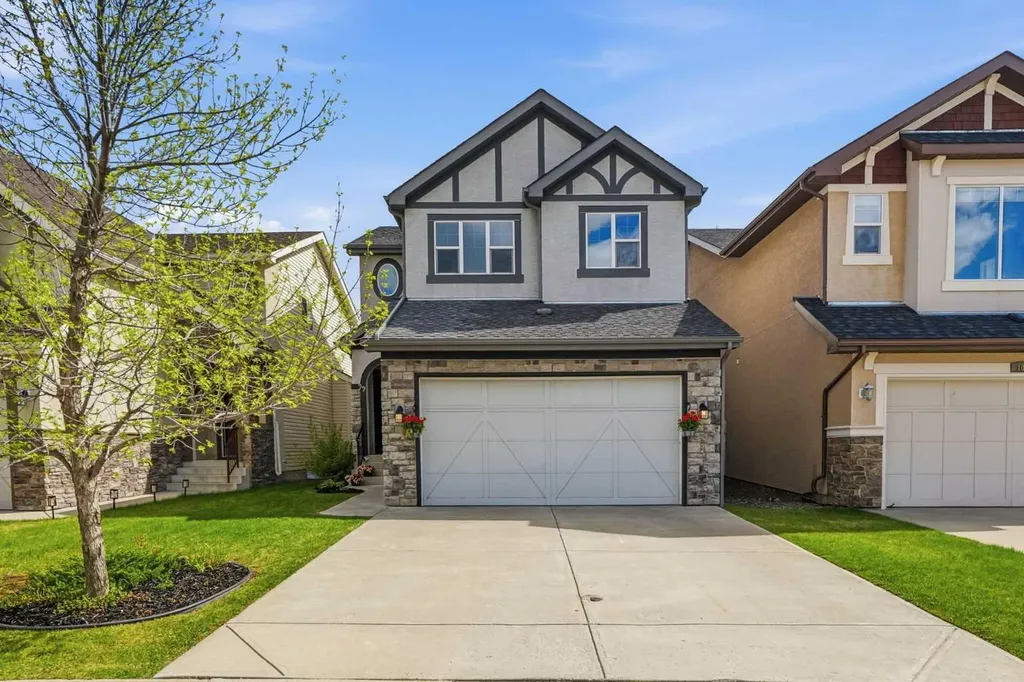 99 Aspen Hills Close SW Calgary AB T3H0C6