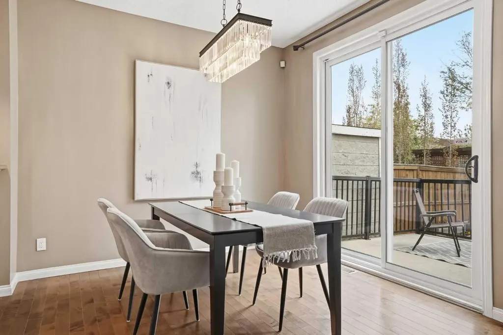 99 Aspen Hills Close SW Calgary AB T3H0C6