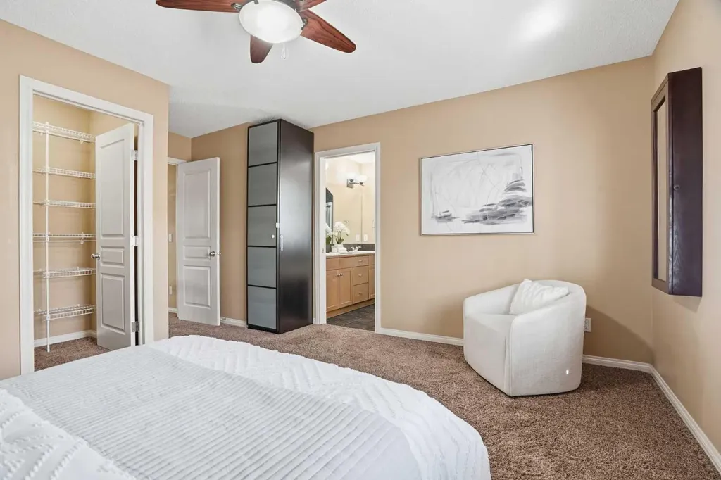 99 Aspen Hills Close SW Calgary AB T3H0C6