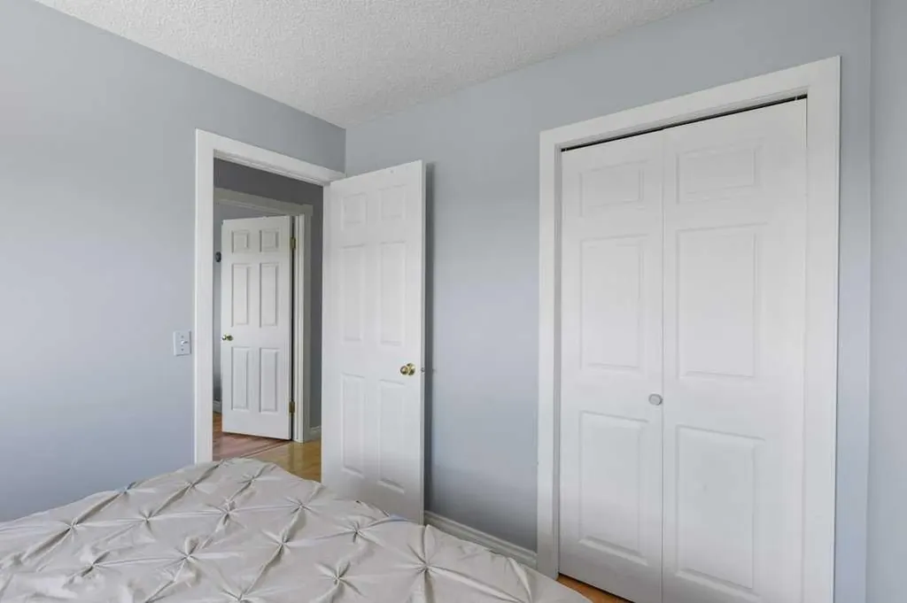 202 Willow Brook Close NW Airdrie AB T4B 2J7