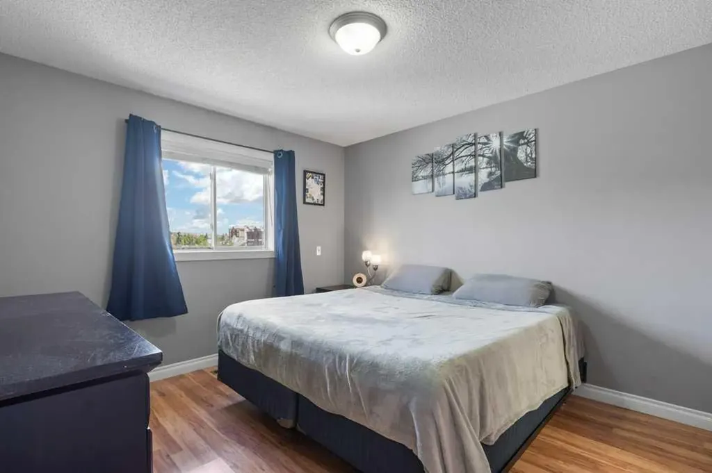 202 Willow Brook Close NW Airdrie AB T4B 2J7