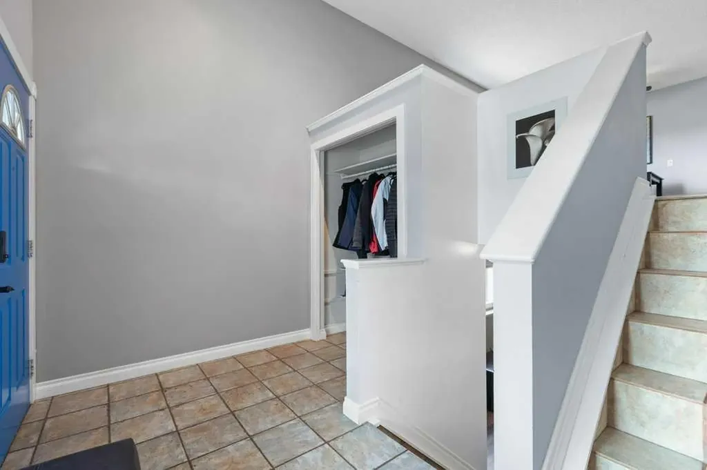 202 Willowbrook Close NW Airdrie AB T4B 2J7