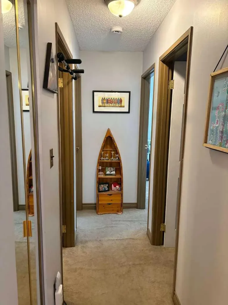 1808 18 Street SW Calgary AB T2T 4T2