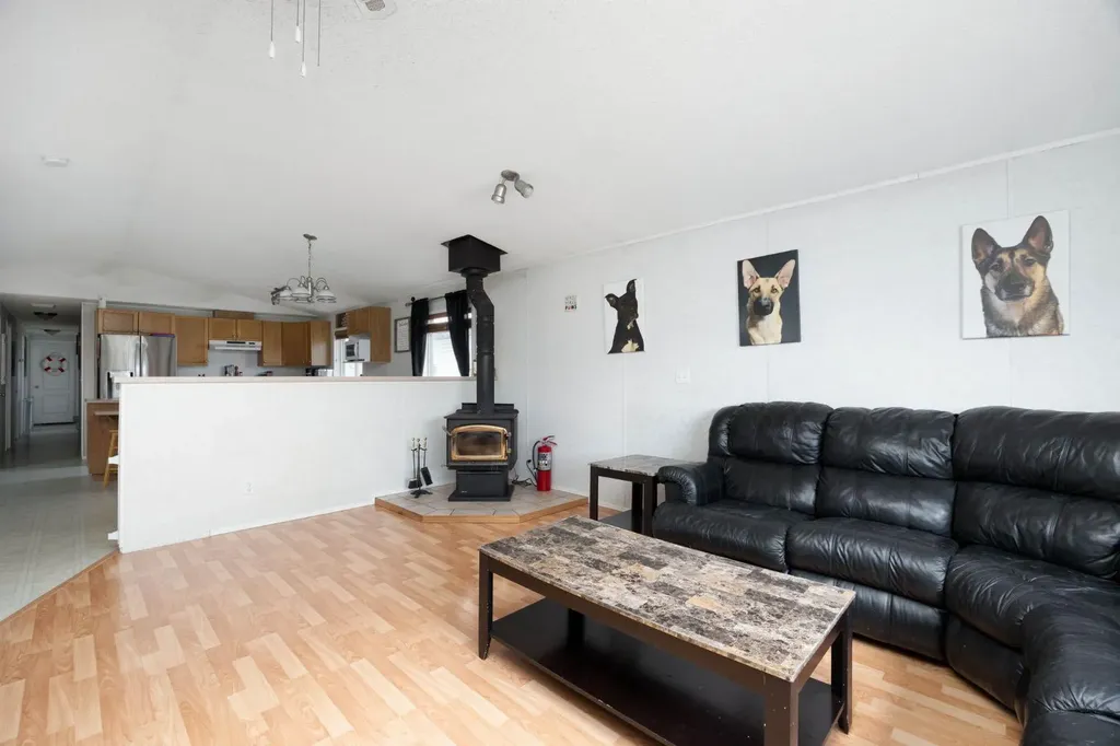 212 Gregoire Crescent Fort Mcmurray AB T9H2L4