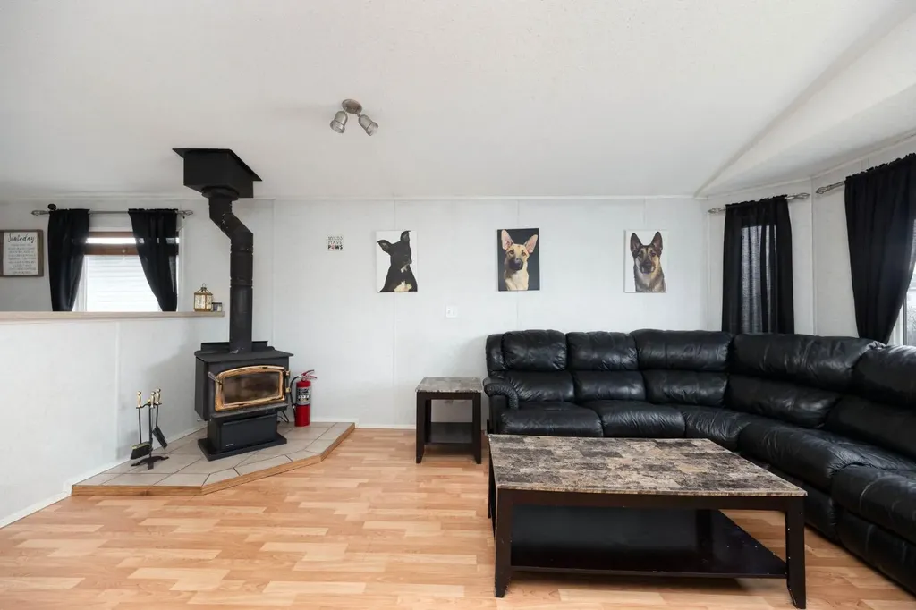 212 Gregoire Crescent Fort Mcmurray AB T9H2L4