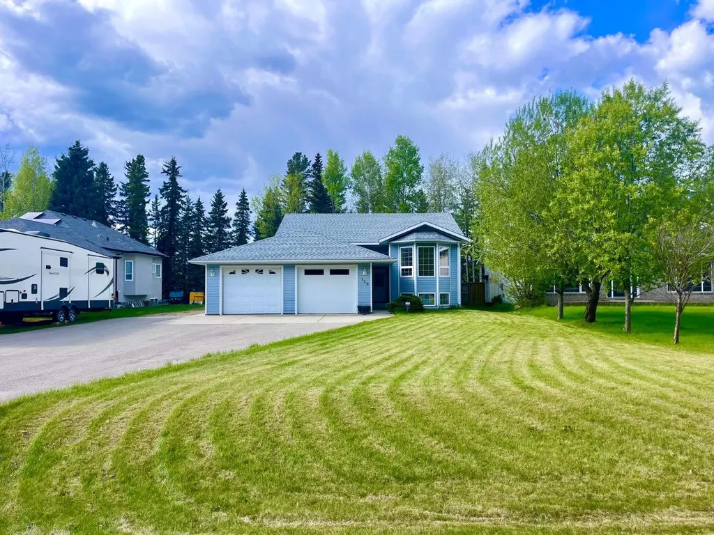 166 Hallam Drive Hinton AB T7V 2C3