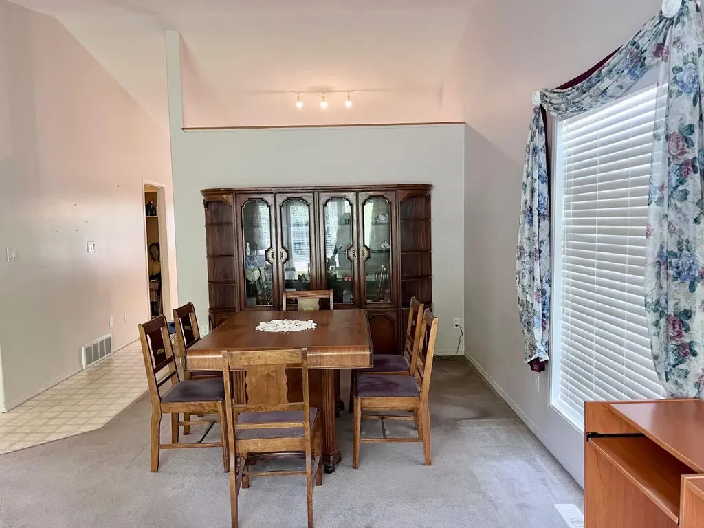 166 Hallam Drive Hinton AB T7V 2C3