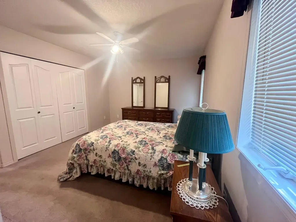 166 Hallam Drive Hinton AB T7V 2C3