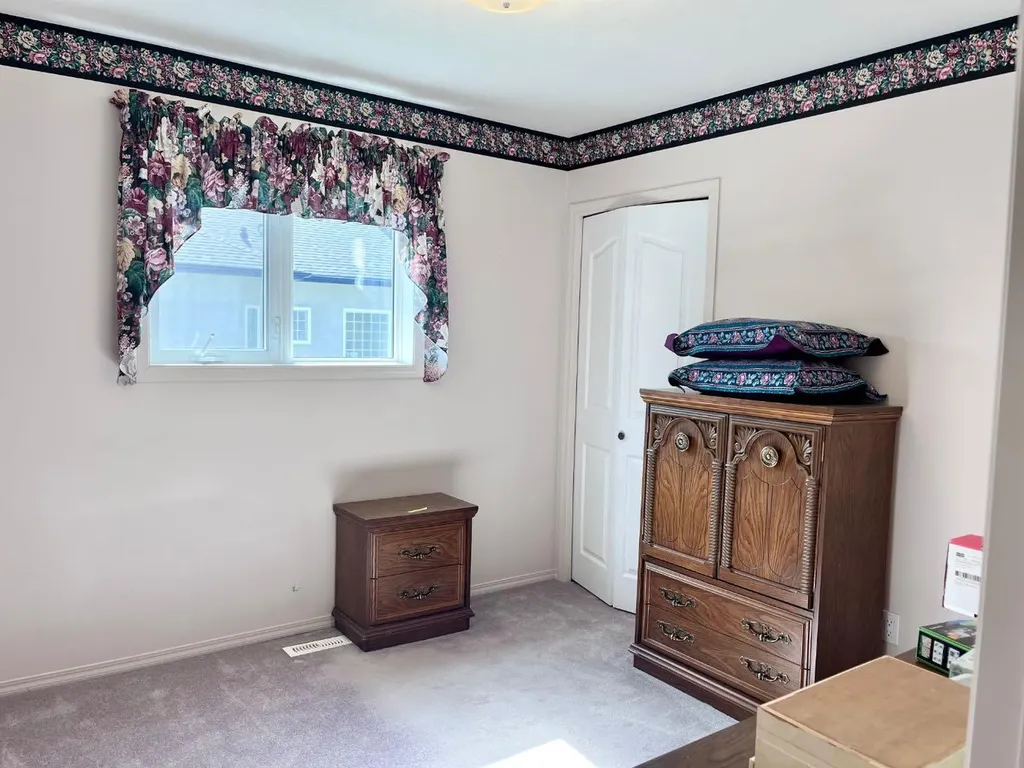 166 Hallam Drive Hinton AB T7V 2C3