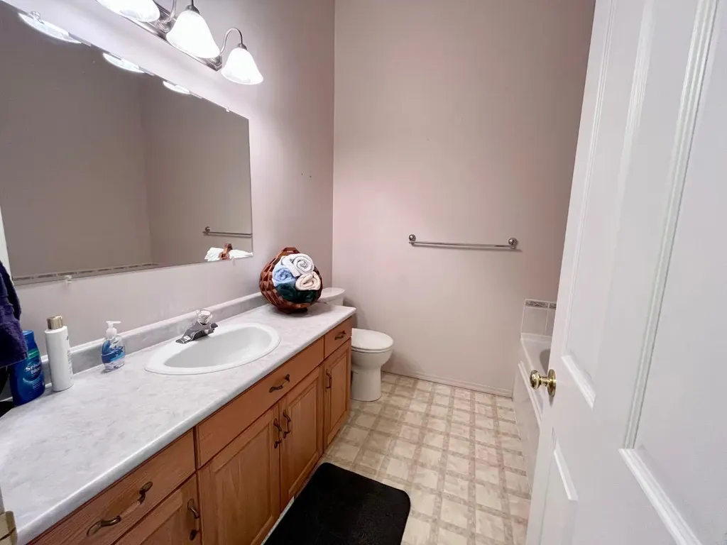 166 Hallam Drive Hinton AB T7V 2C3