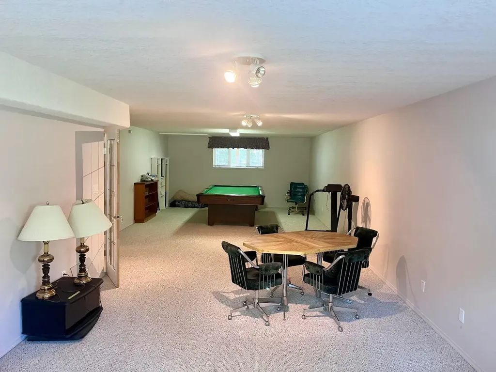 166 Hallam Drive Hinton AB T7V 2C3