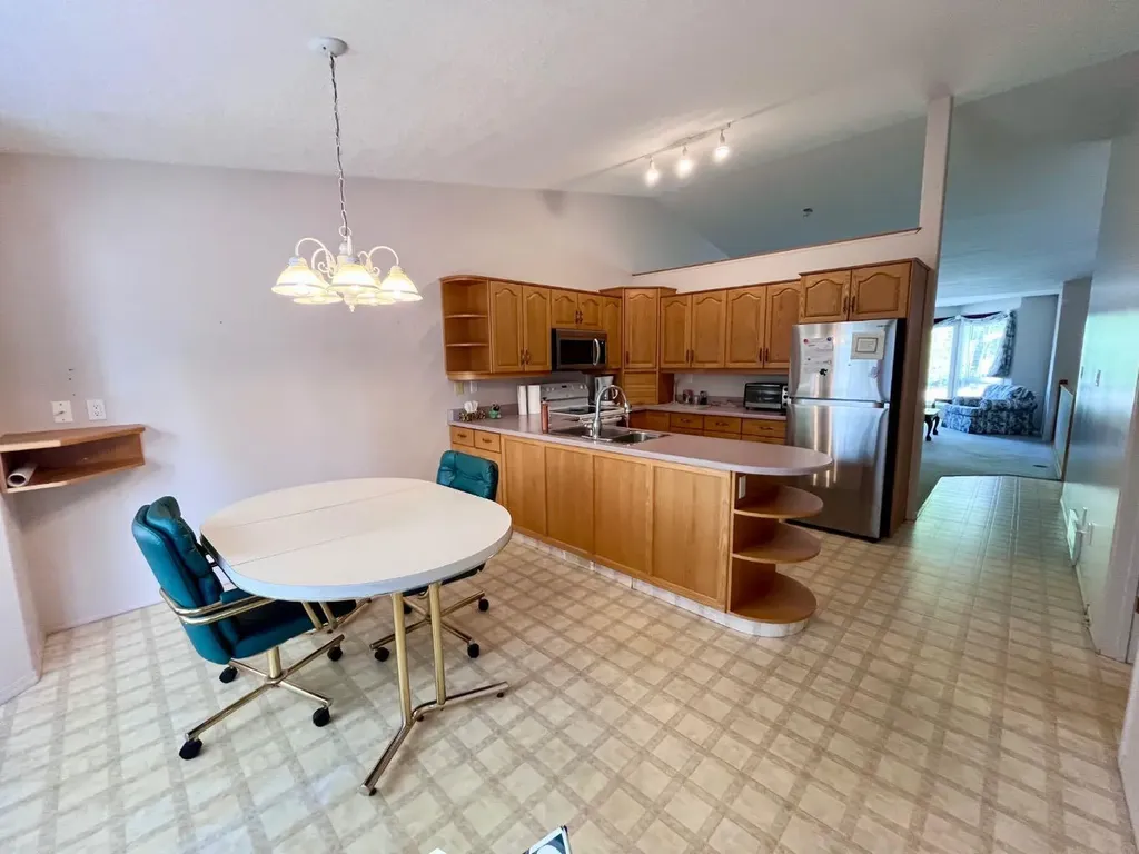 166 Hallam Drive Hinton AB T7V 2C3