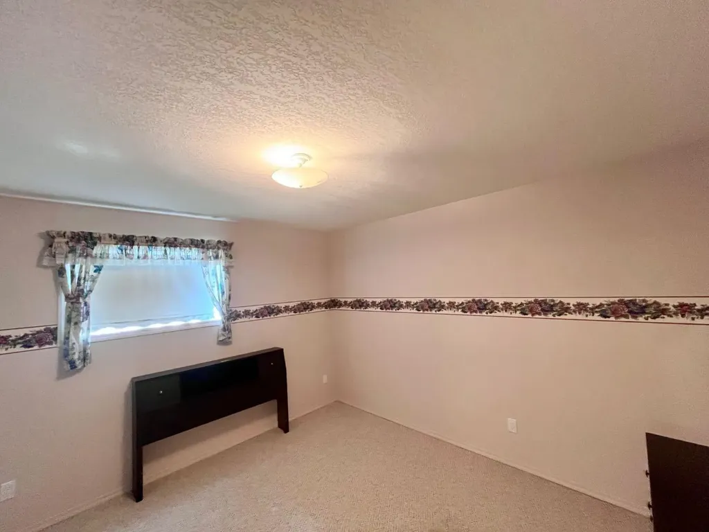 166 Hallam Drive Hinton AB T7V 2C3